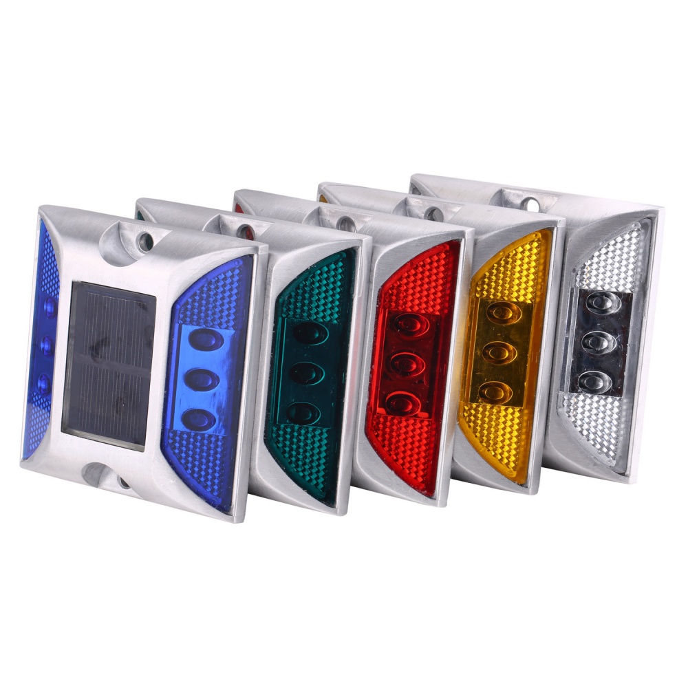 LED Solar Power Ground Marker  - Outdoor Power Post のレビューと価格