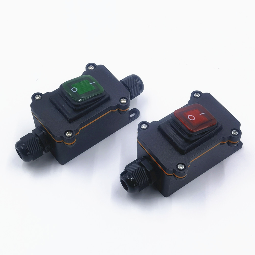 16A IP65 Waterproof Inline Cor - Outdoor Power Bar のレビューと価格